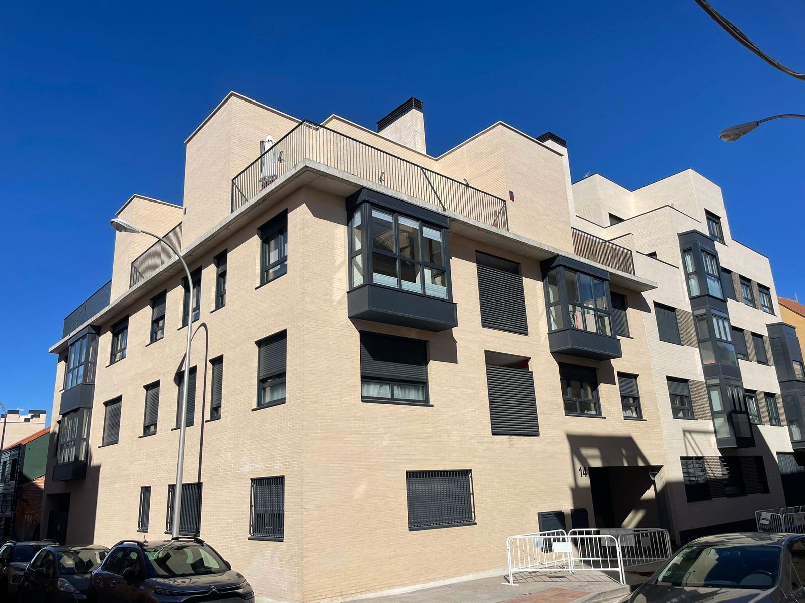 13 viviendas garajes y trasteros